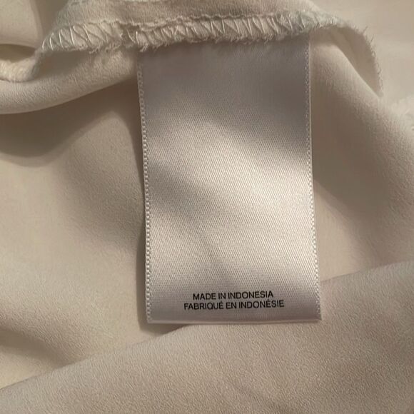 Express White Sheer Deep V Neck Blouse Womens Size Extra Small Maroon - Picture 10 of 10